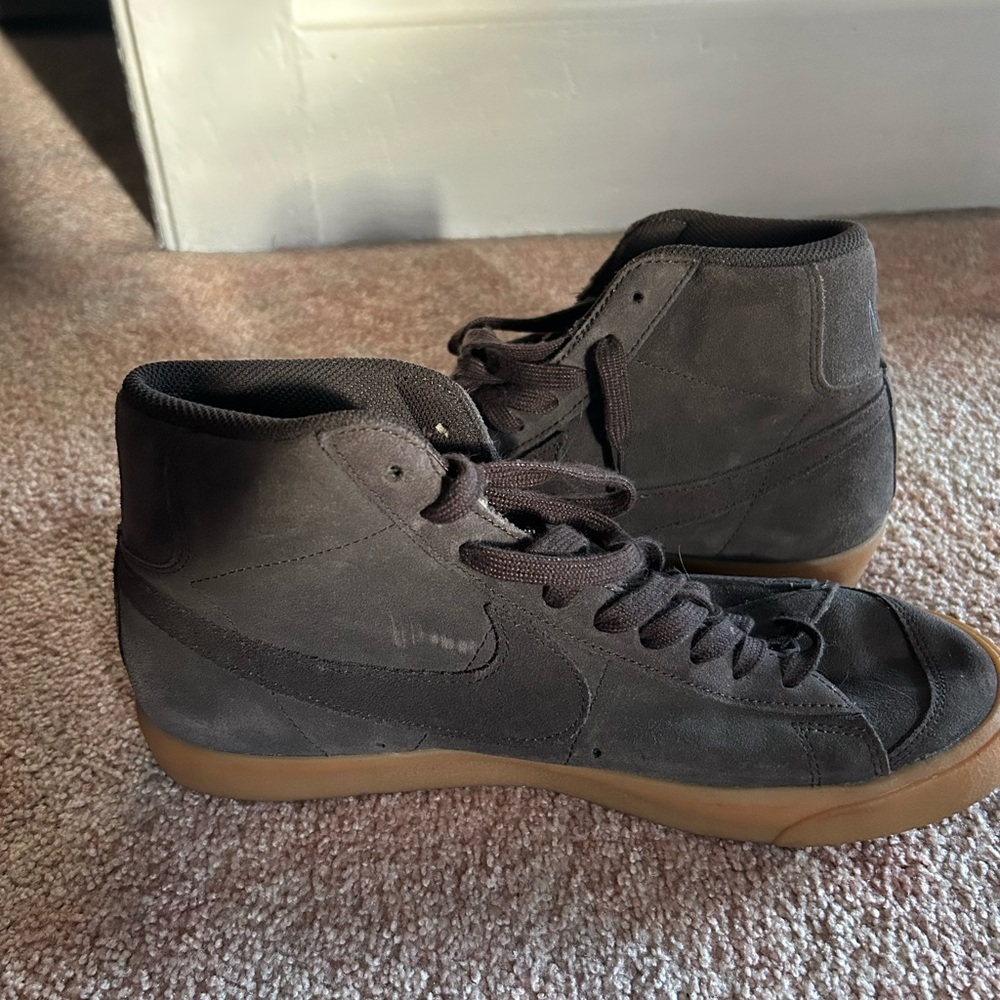 Nike Brown High-Top Sneakers